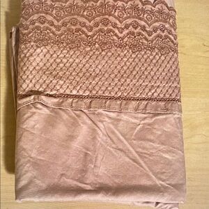 Elegant Embroidered mauve pink 100%cotton Queen top sheet